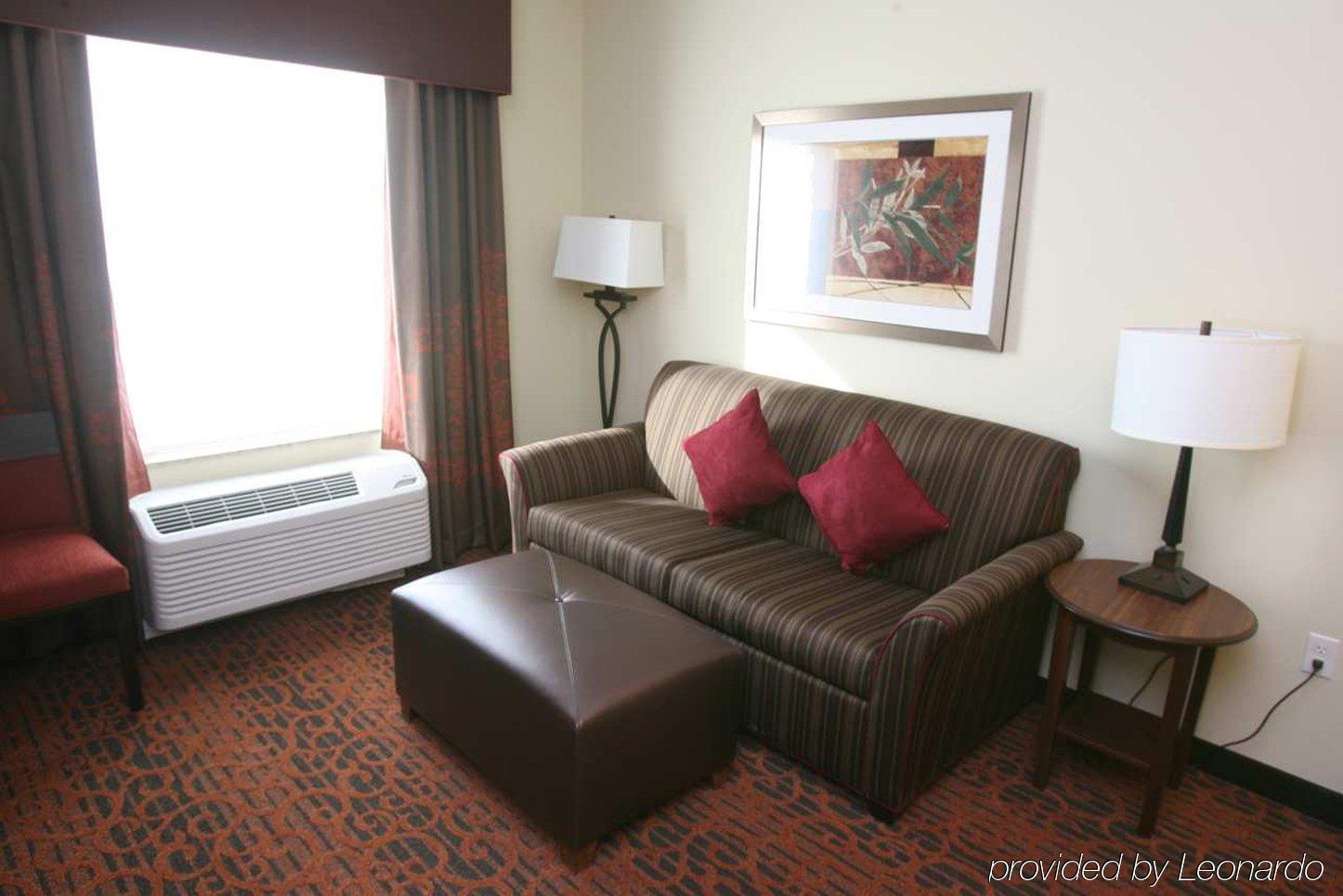 Hampton Inn & Suites Fargo Medical Center Rum bild